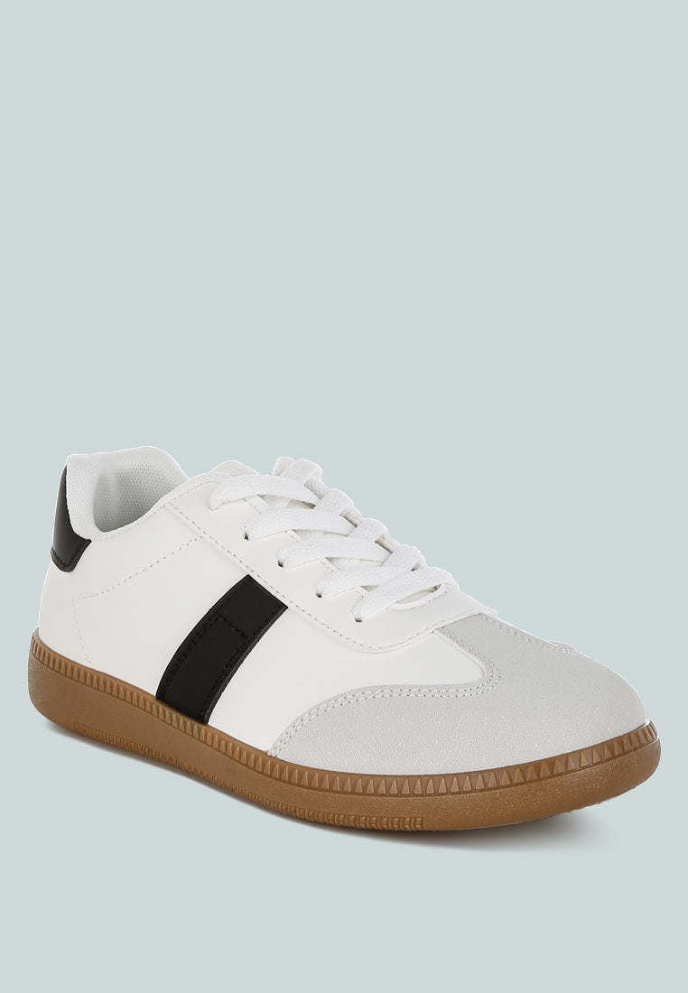 Crossover Classic Lace-Up Flatform Sneaker-1