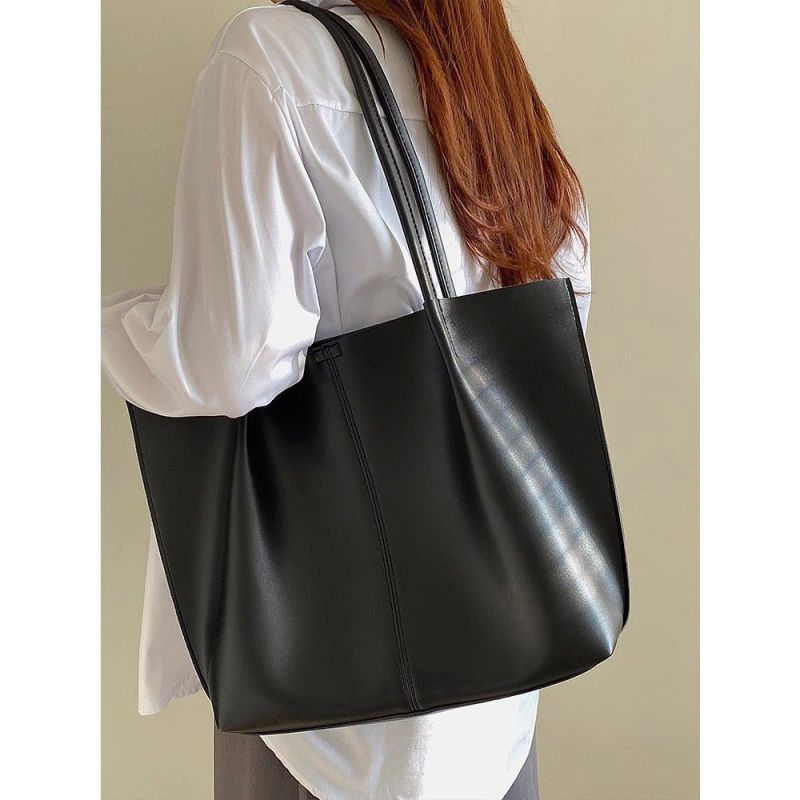 Large Capacity Shoulder Bag