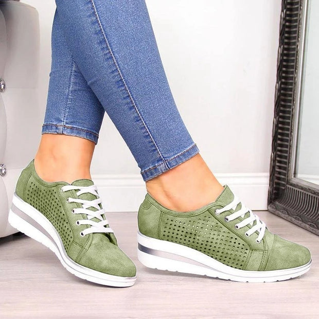 Zapatillas elegantes de tacón alto