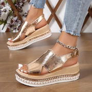 Sandalias sencillas con hebilla lateral