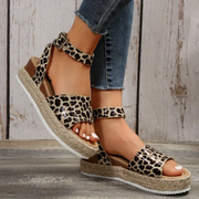 Adjustable Buckle sandals
