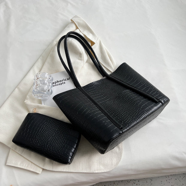 Advanced Soft Leather Tote Bag with Large Capacity and Textured Shoulder Design
