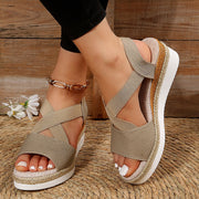 Sandalias con tiras traseras suaves