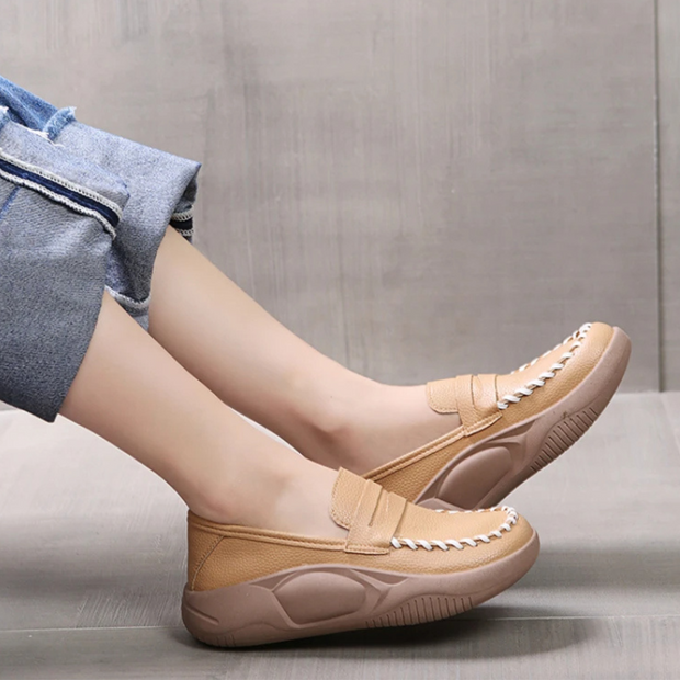 Cushioned Insole Leather Moccasins