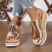Sandalias sencillas con hebilla lateral