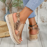 Sandalias sencillas con hebilla lateral