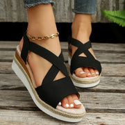 Sandalias con tiras traseras suaves