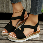 Sandalias con tiras traseras suaves
