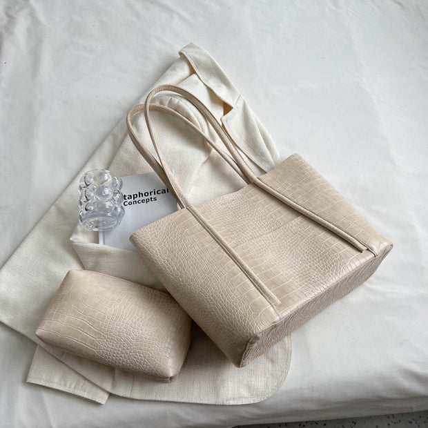 Advanced Soft Leather Tote Bag with Large Capacity and Textured Shoulder Design