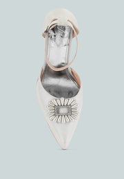 Maeissa Pearls Brooch Detail Platform Block Heel Sandals-3