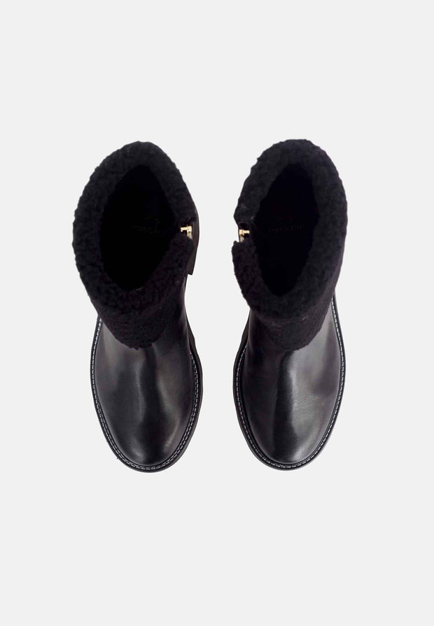 Mangará Andira Ankle Boots - Stylish Shearling Detail-2