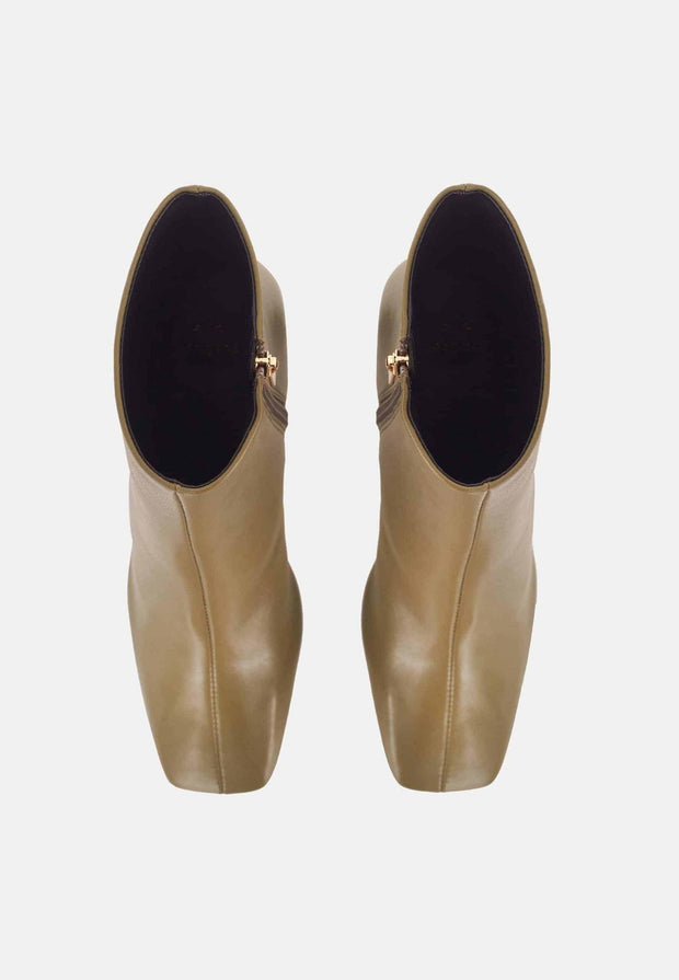 Mangará Senna Women's Block Heel Boots-1